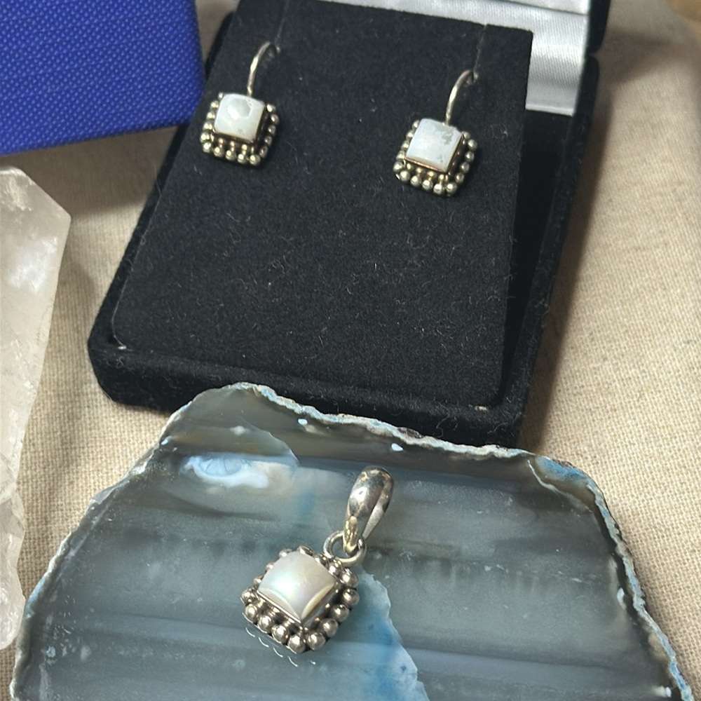 Silpada Sterling Silver Freshwater Pearl Button Earrings & Pendant Bundle set